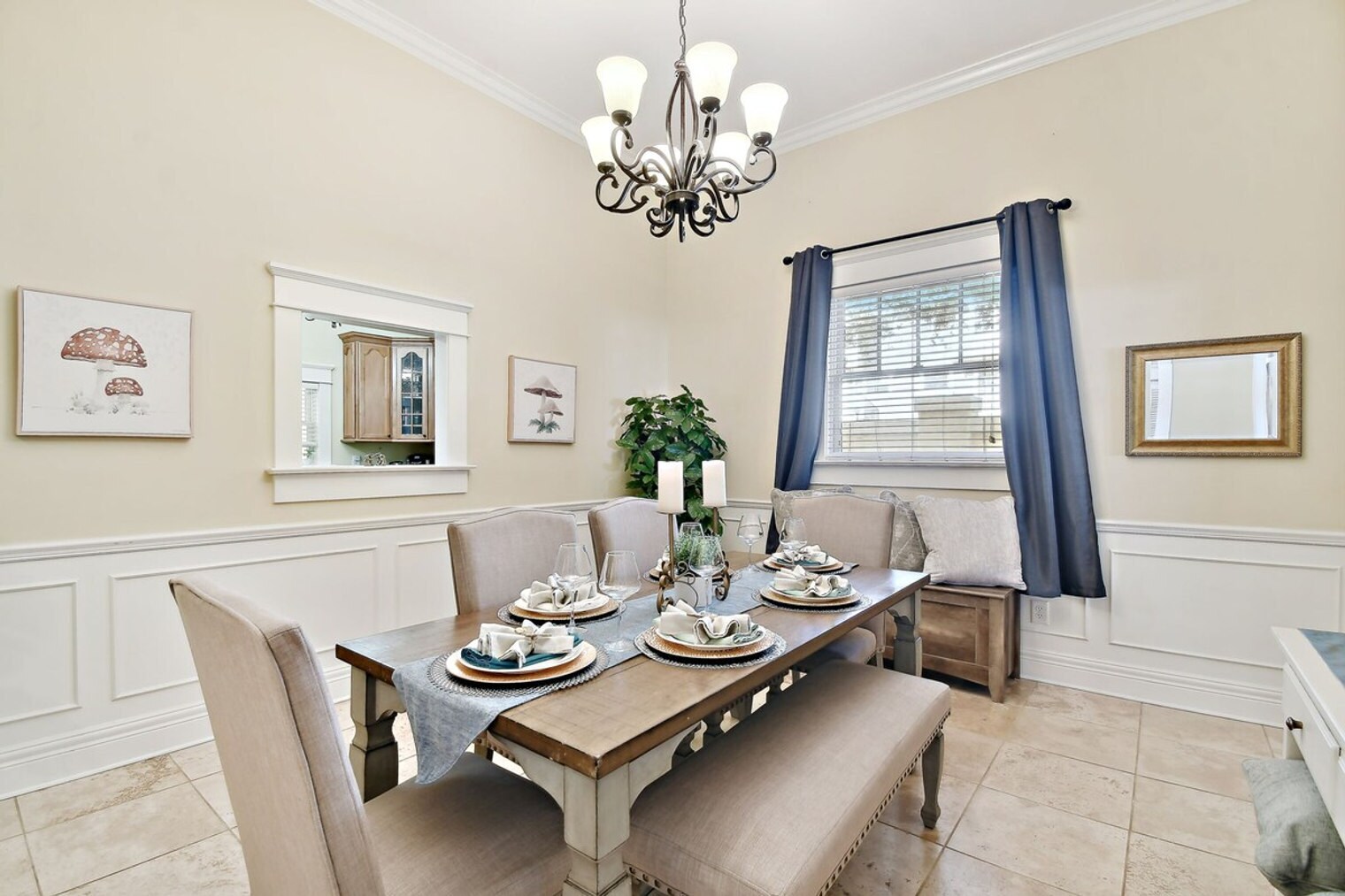 Building Photo - 607 S Orleans Ave