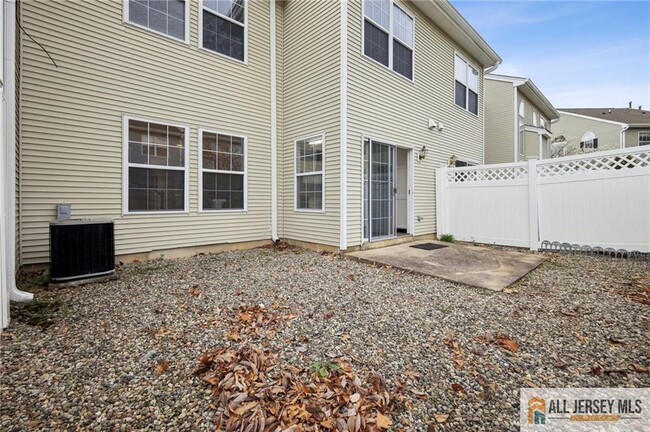 Building Photo - 103 Berkshire Dr
