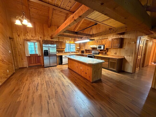 Building Photo - 277 Animas River Rd