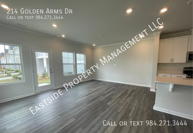 Building Photo - 214 Golden Arms Dr