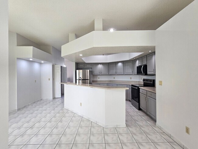 Building Photo - 6506 Canterlea Dr