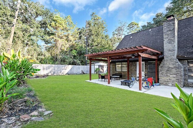Building Photo - 6803 Lynngate Dr