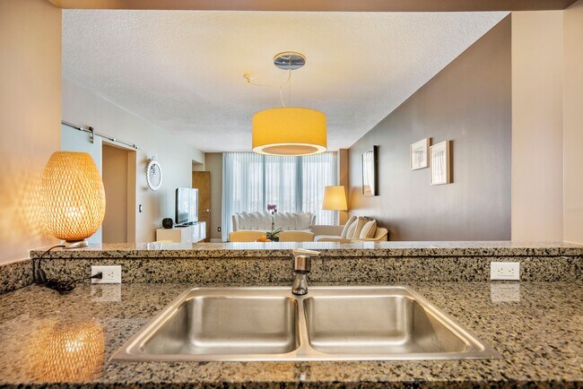 Building Photo - 1500 Ocean Dr