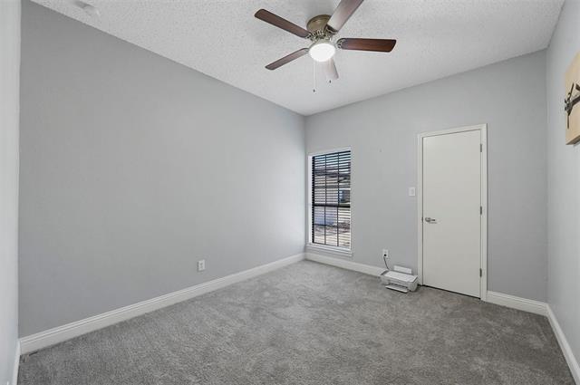 Building Photo - 2530 Seven Hills Dr