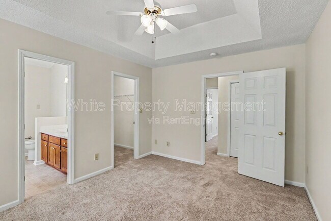 Building Photo - 4609 Falcon Chase Dr SW