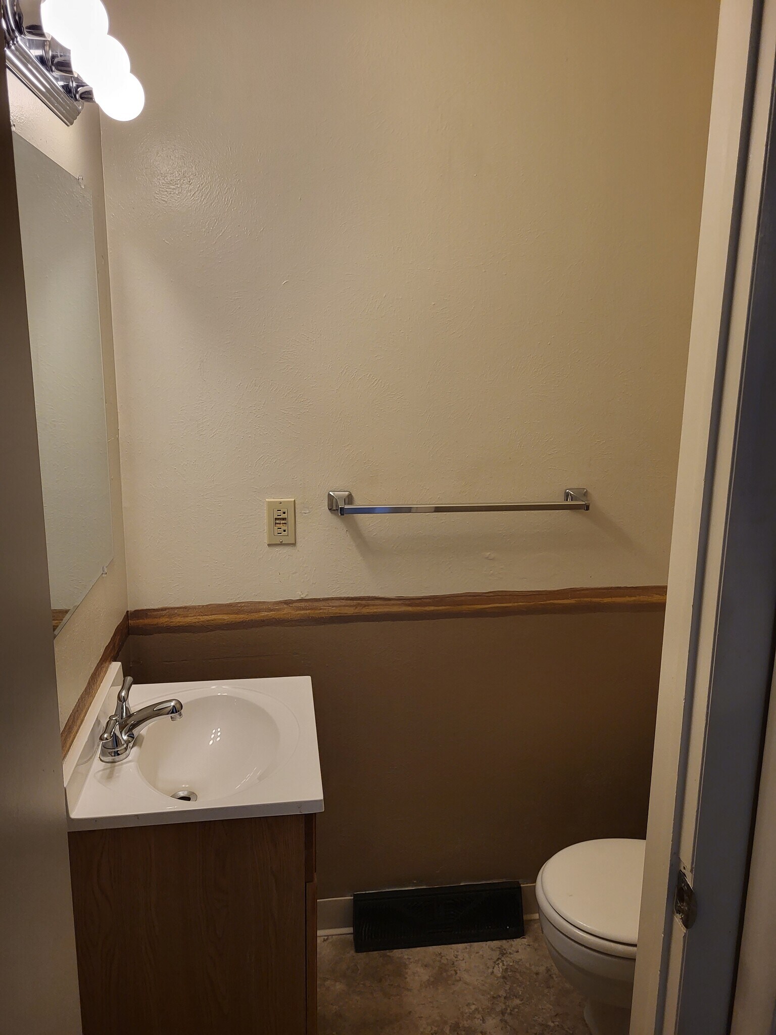 Building Photo - 10594 W 106th Way