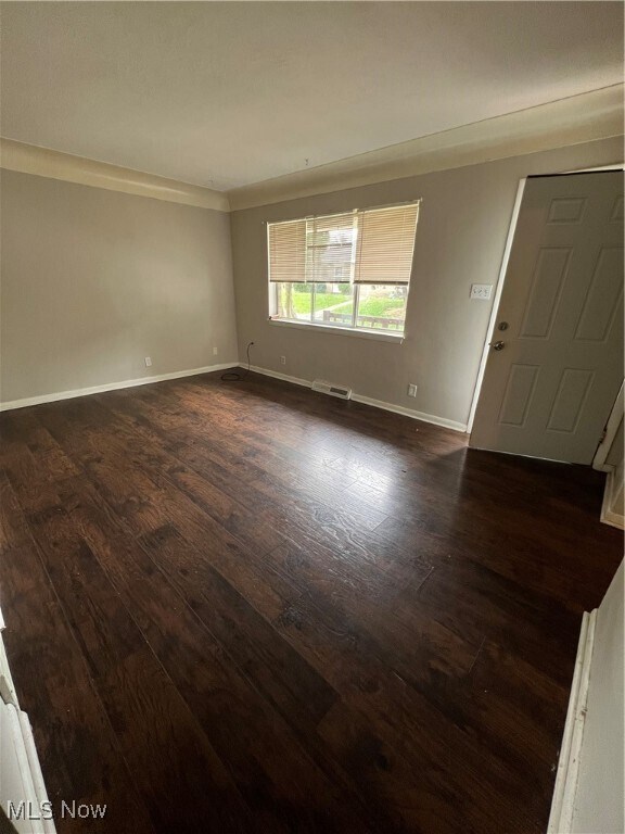 Building Photo - 15 Zahn Ct