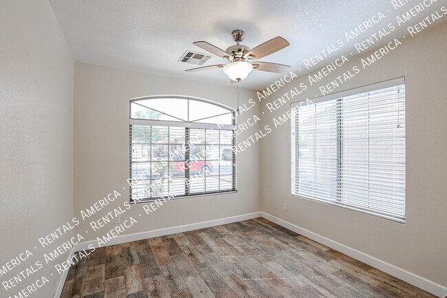 Building Photo - 13009 W Redfield Rd