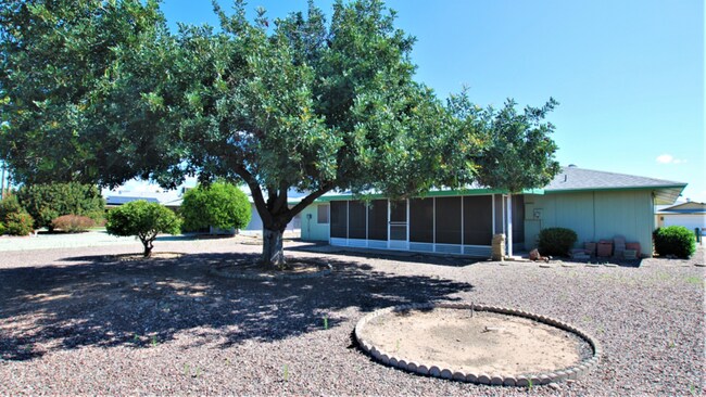 Building Photo - 17230 N Palo Verde Dr