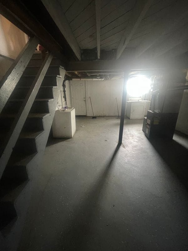 Building Photo - 1036 Tunbridge Rd