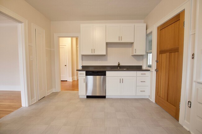 Building Photo - Rain City