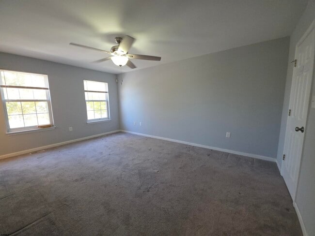 Building Photo - 2 Anchorage Ct