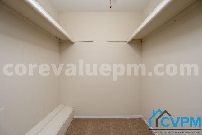 Building Photo - 1715 Tarleton Way