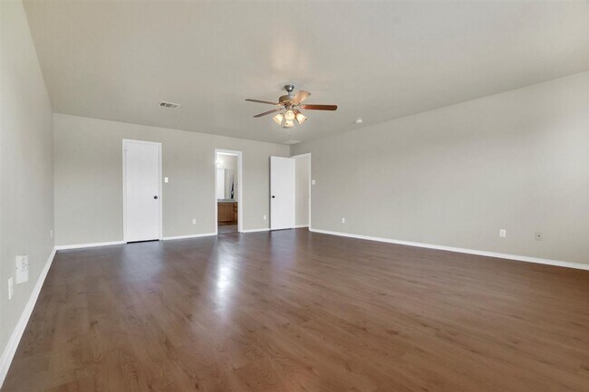 Building Photo - 1609 Bayland St