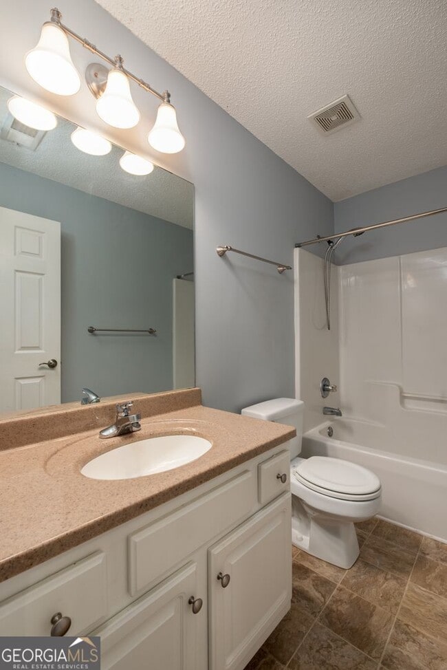 Building Photo - 135 Sandwood Dr