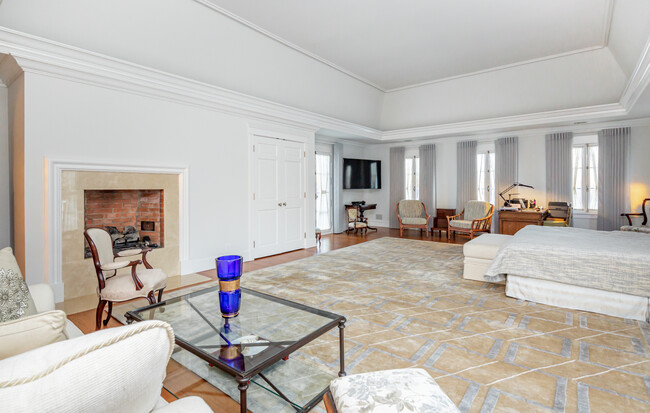 Building Photo - 167 Jule Pond Dr