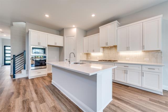 Building Photo - 11692 Chartwell Ct
