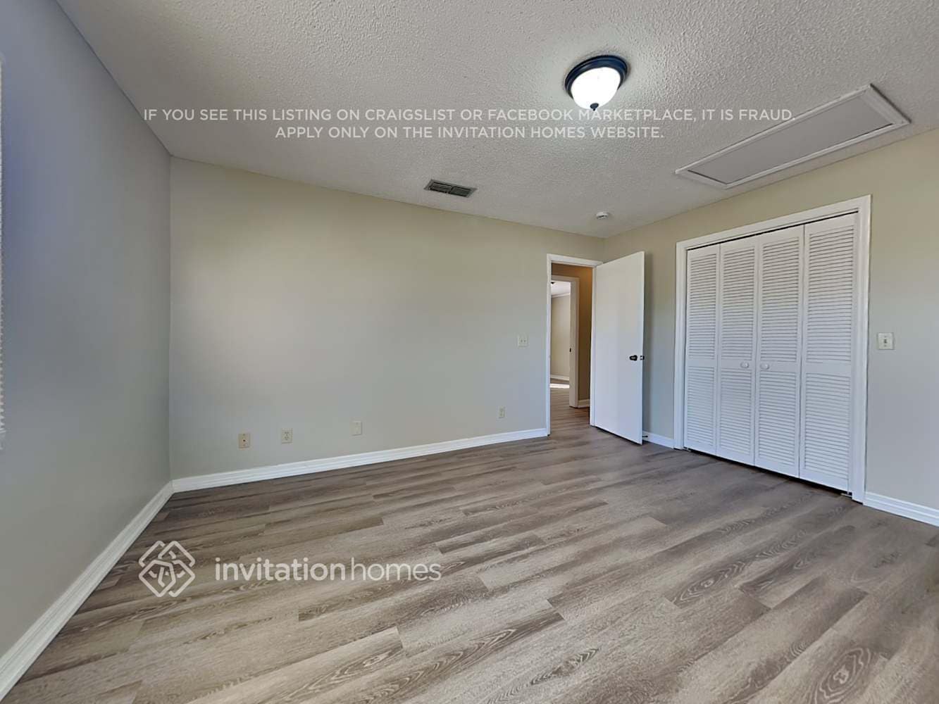 Building Photo - 2301 Beechwood Ct