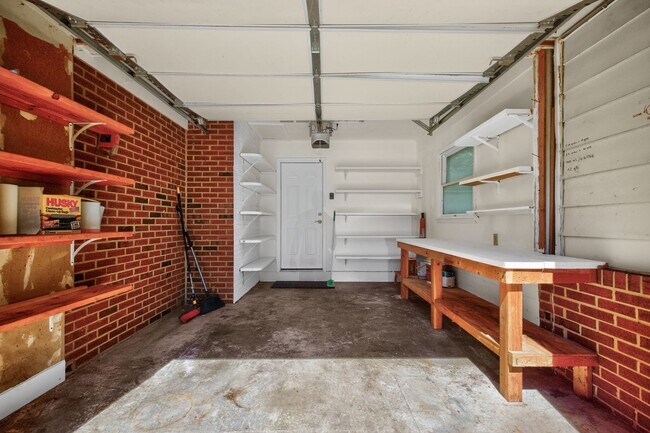 Building Photo - 23017 Timber Creek Ln