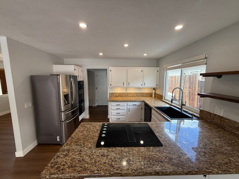 Building Photo - 3654 Koskela Dr