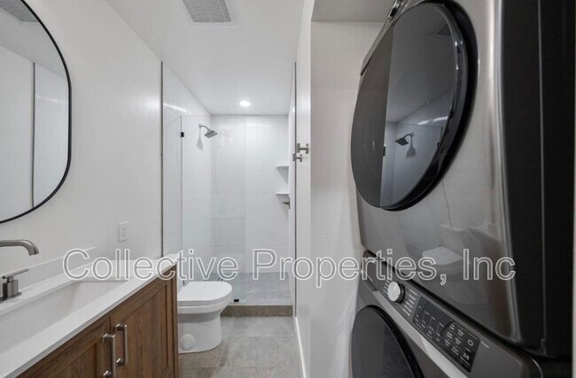 Building Photo - 6842 Estrella Ave