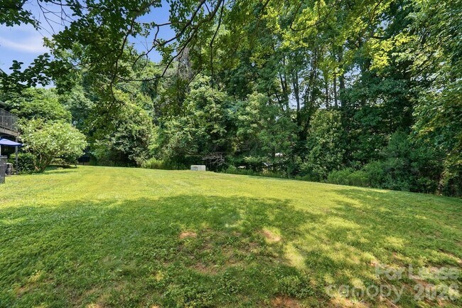 Building Photo - 2900 Heathstead Place