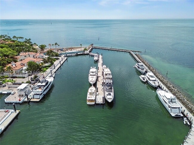 Building Photo - 2124 Fisher Island Dr
