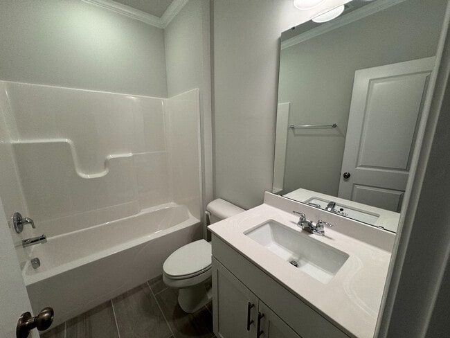 Building Photo - Room in Townhome on Tulip Bloom Ln