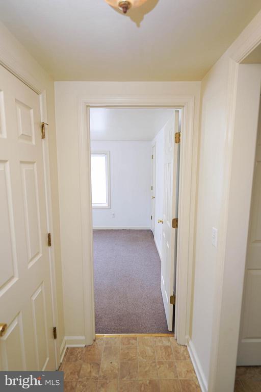 Building Photo - 401 Newton Terrace