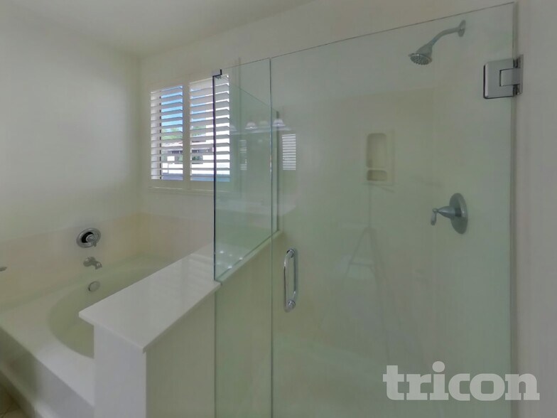 Building Photo - 3439 E Michelle Way