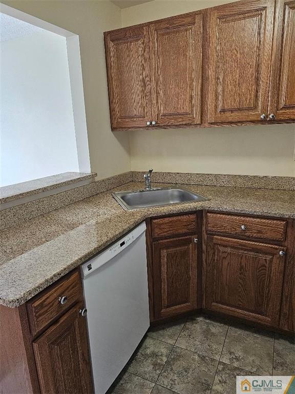 Building Photo - 5 Tanglewood Ct