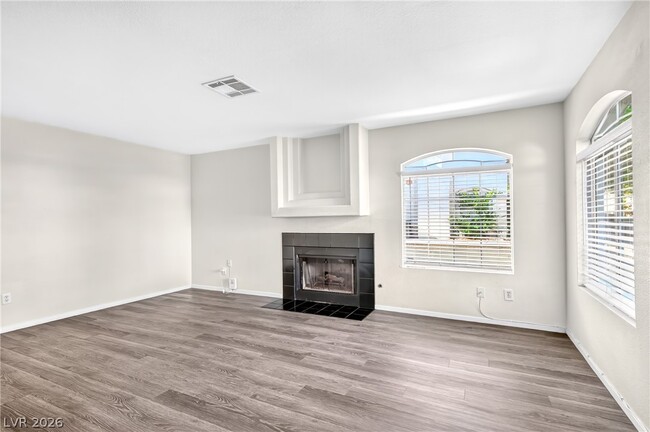 Building Photo - 224 Star Cluster Cir