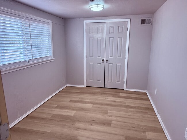 Building Photo - 4912 41st St