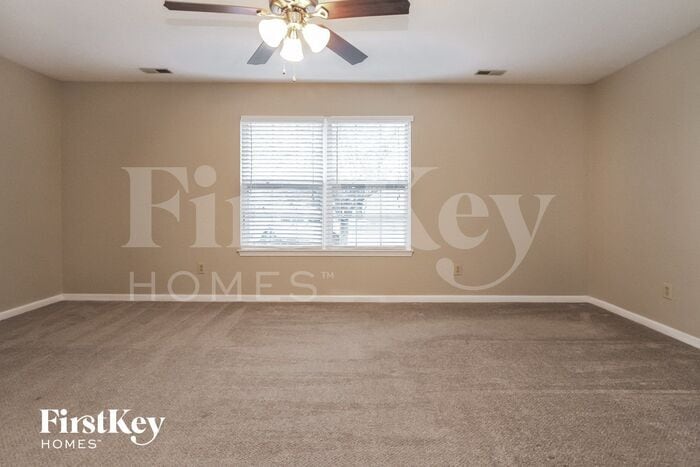 Building Photo - 8322 Southern Springs Dr