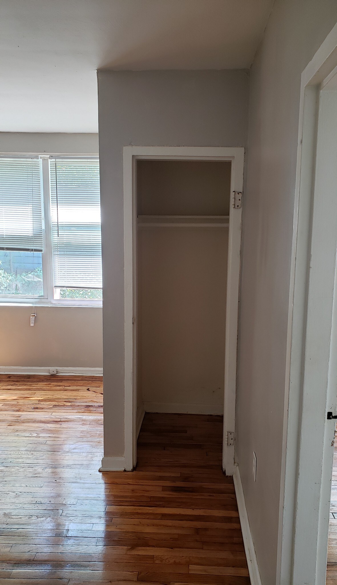 Building Photo - 4809 Meade St NE