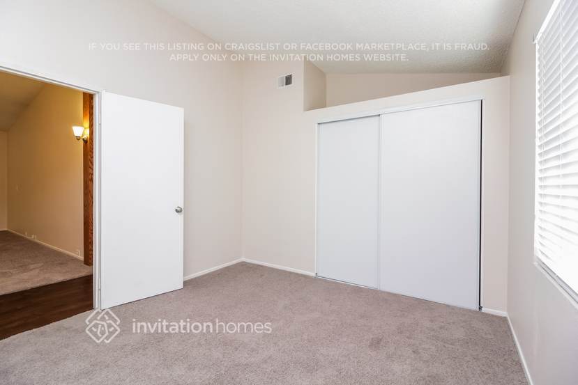 Building Photo - 25134 Hazelwood Cir
