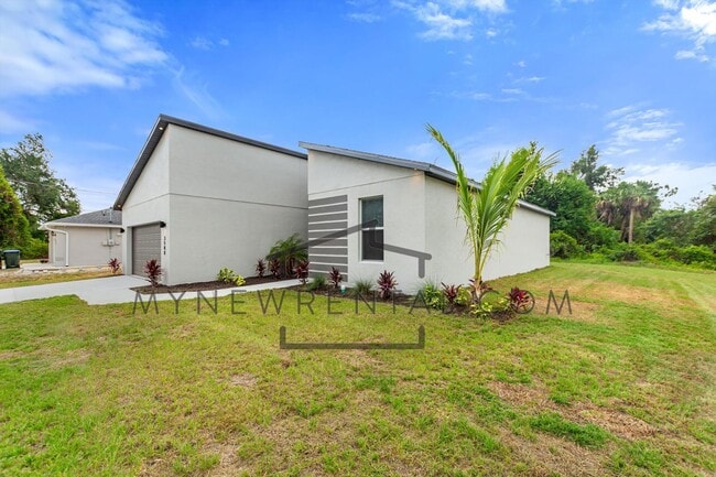 Building Photo - Deposit-Free! Modern, energy efficient hom...