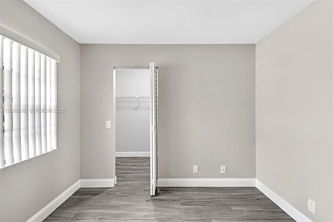 Building Photo - 1439 Springside Dr