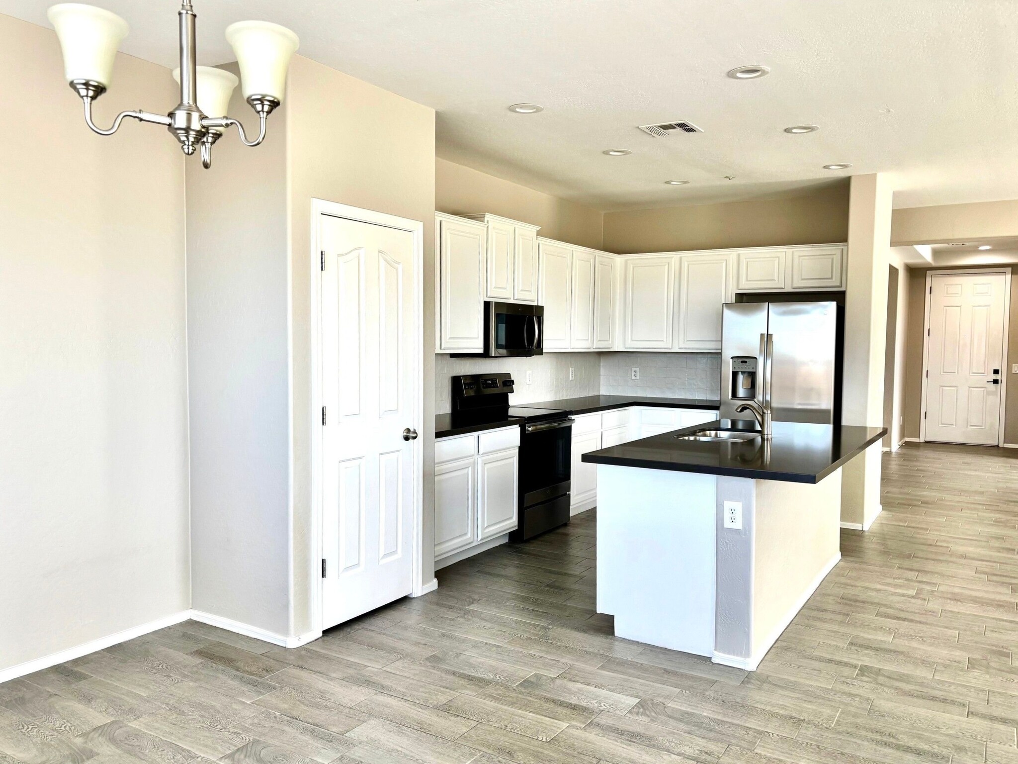 Building Photo - 29302 N 126th Ln