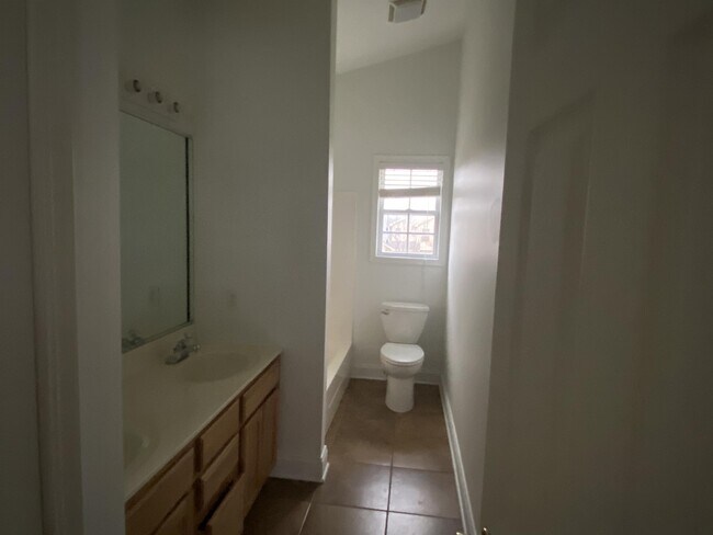 Building Photo - 12465 Shelby Pl