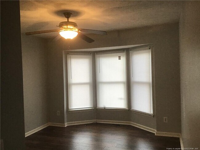 Building Photo - 6793 Candlewood Dr