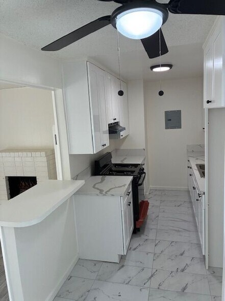 Building Photo - 11026 Imperial Hwy.