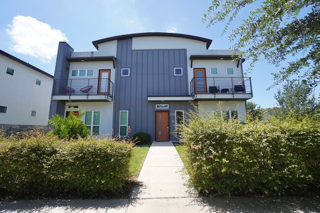 Building Photo - 5501 Charles Merle Dr.