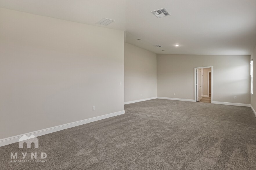 Building Photo - 31713 Chateau Mnr Ln