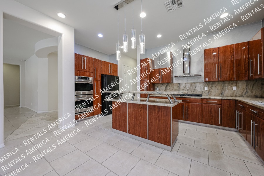 Building Photo - 6290 W Admiral Way