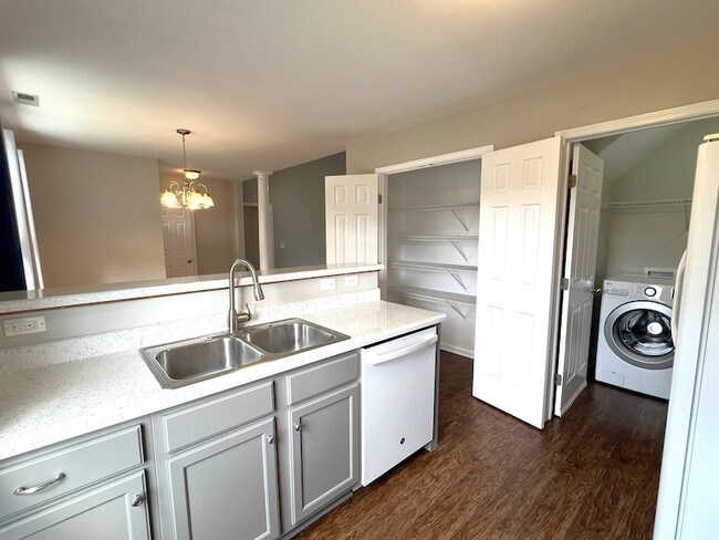 Building Photo - 7008 Riverwalk Blvd