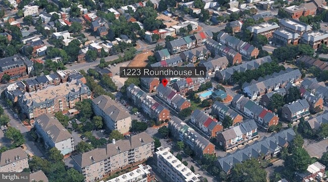 Building Photo - 1223 Roundhouse Ln