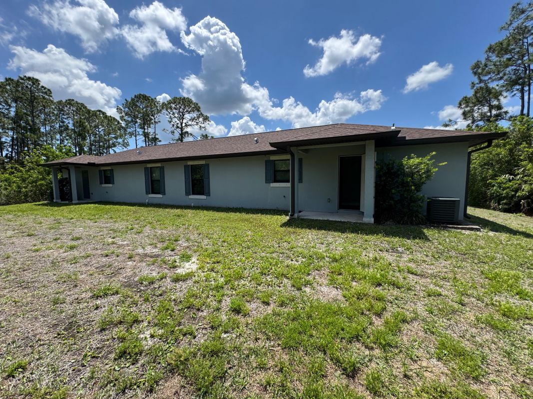 Building Photo - 1677 Lizette St SE