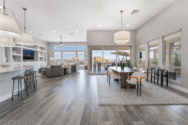 Building Photo - 3120 Greenscape Ln