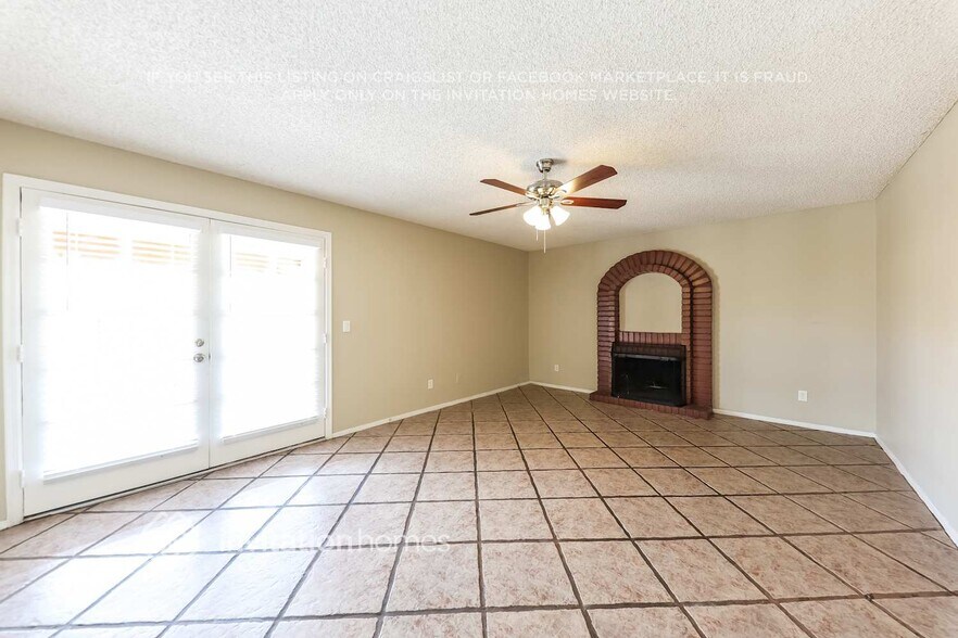 Building Photo - 6303 W Mescal St
